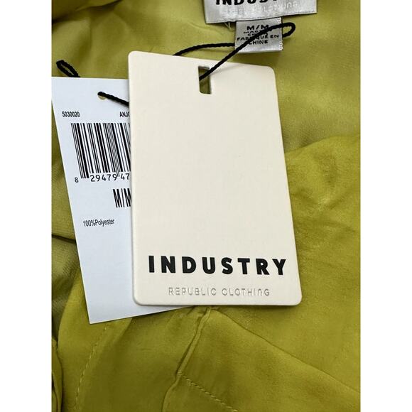 Industry Republic Top Airflow Fabric Button Up Short Sleeves Yellow Green M NWT - Picture 9 of 11